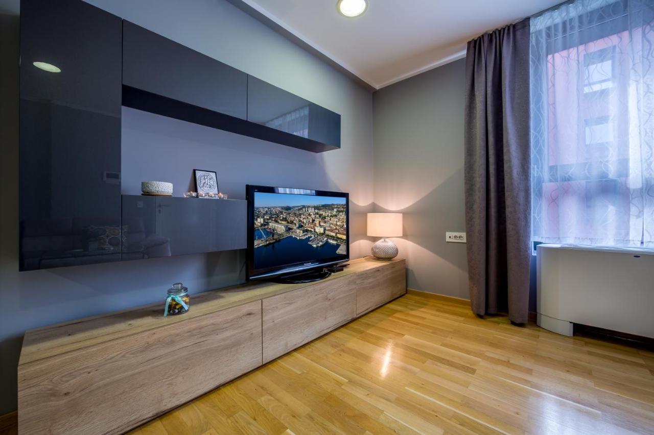 Elena Apartment Rijeka Exterior photo